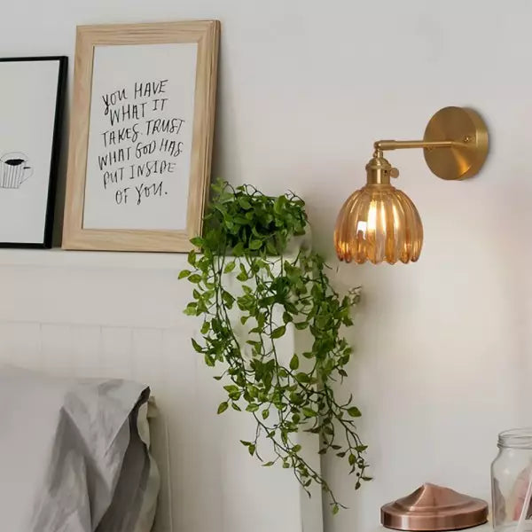 BlütenLicht: Applique Vintage a Tulipano in Vetro – Lampada da Parete Retro per Soggiorno e Camera da Letto
