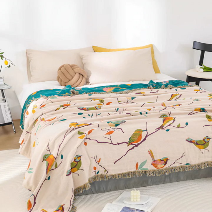 BohoNest: Coperta in Cotone con Motivo di Uccelli – Leggera Coperta da Coccolare con Frange