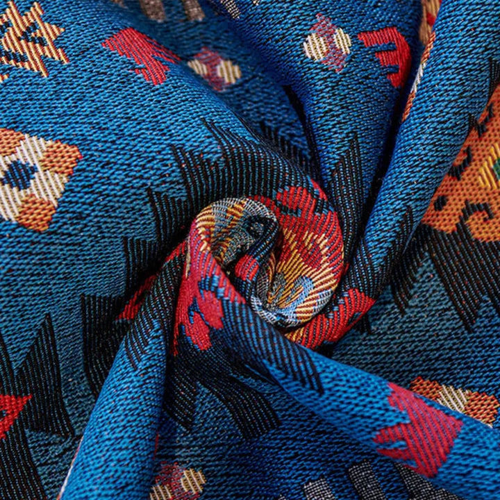 BohoNomad: Copridivano Boho con motivo geometrico – Copertura colorata in Chenille per il soggiorno