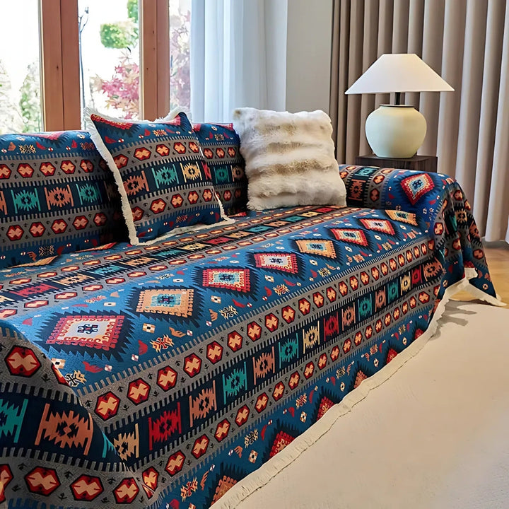 BohoNomad: Copridivano Boho con motivo geometrico – Copertura colorata in Chenille per il soggiorno