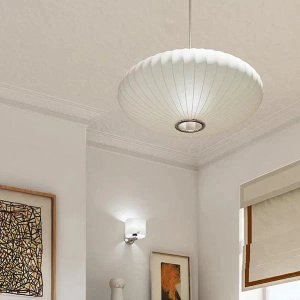 Bubbelo: Lampada a sospensione in seta e acciaio con forma sferica organica – per aree living e studi