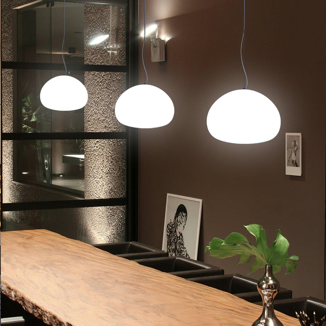 Bunelle: Lampada a sospensione in vetro e metallo a forma di panino – per ambienti accoglienti