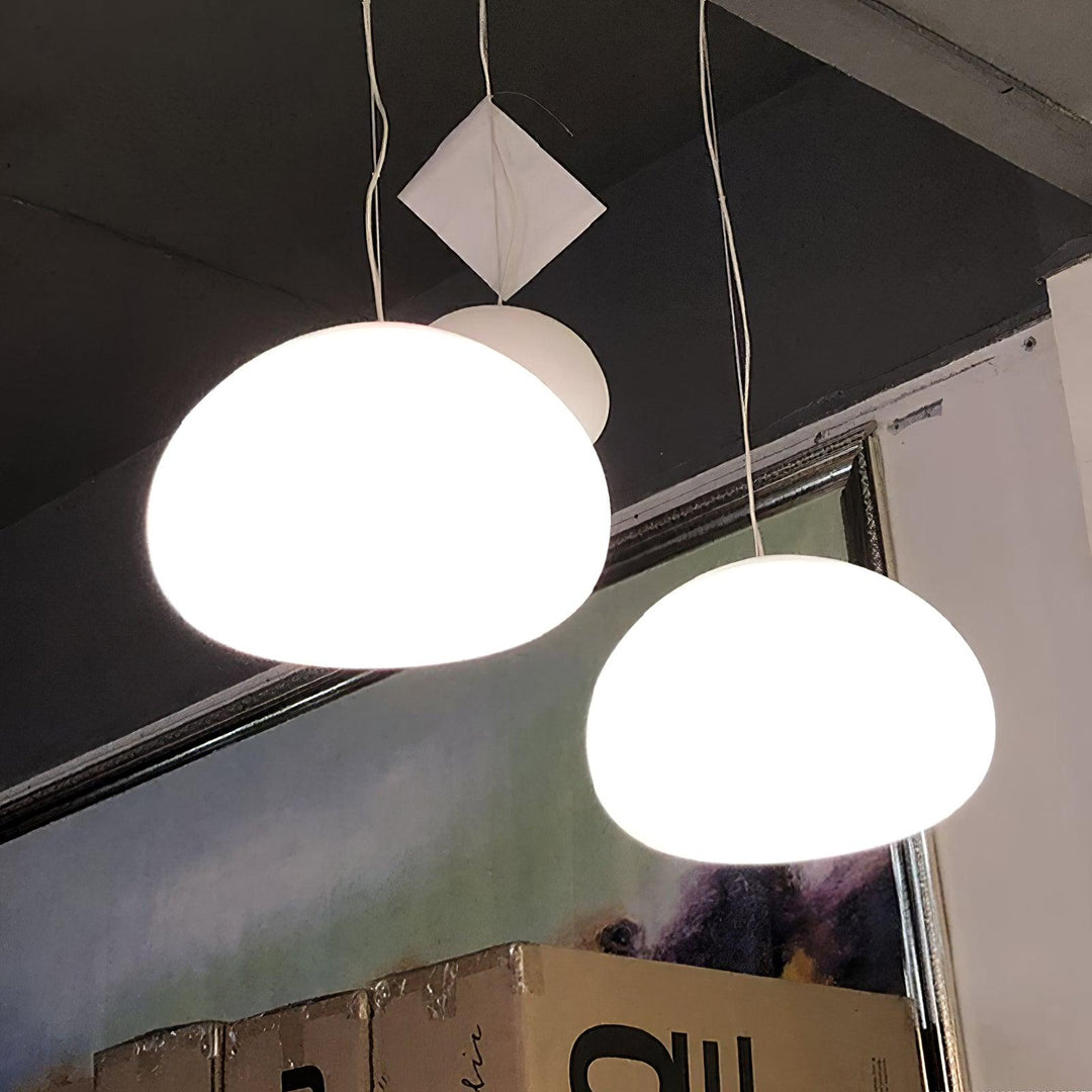 Bunelle: Lampada a sospensione in vetro e metallo a forma di panino – per ambienti accoglienti