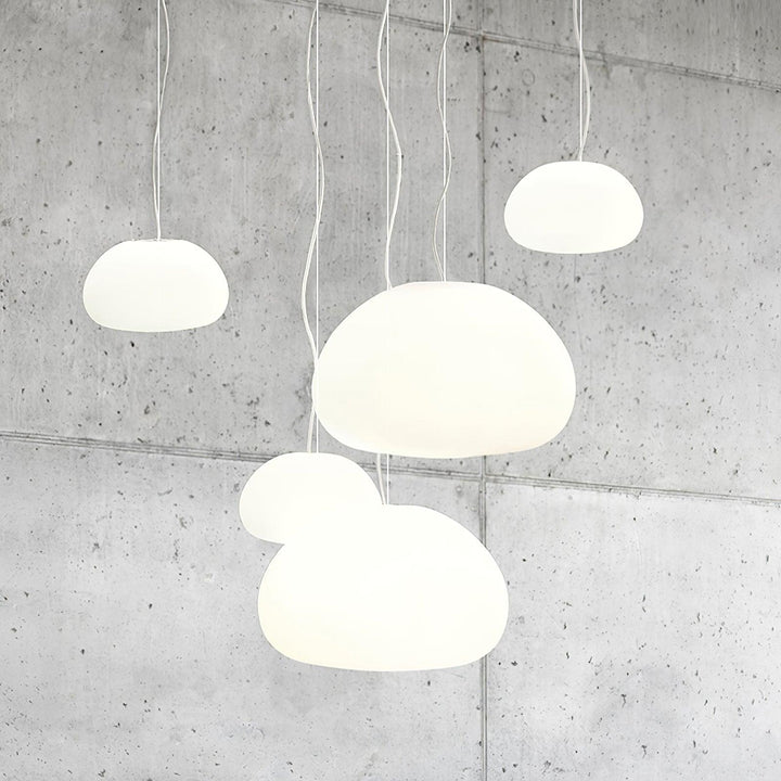 Bunelle: Lampada a sospensione in vetro e metallo a forma di panino – per ambienti accoglienti