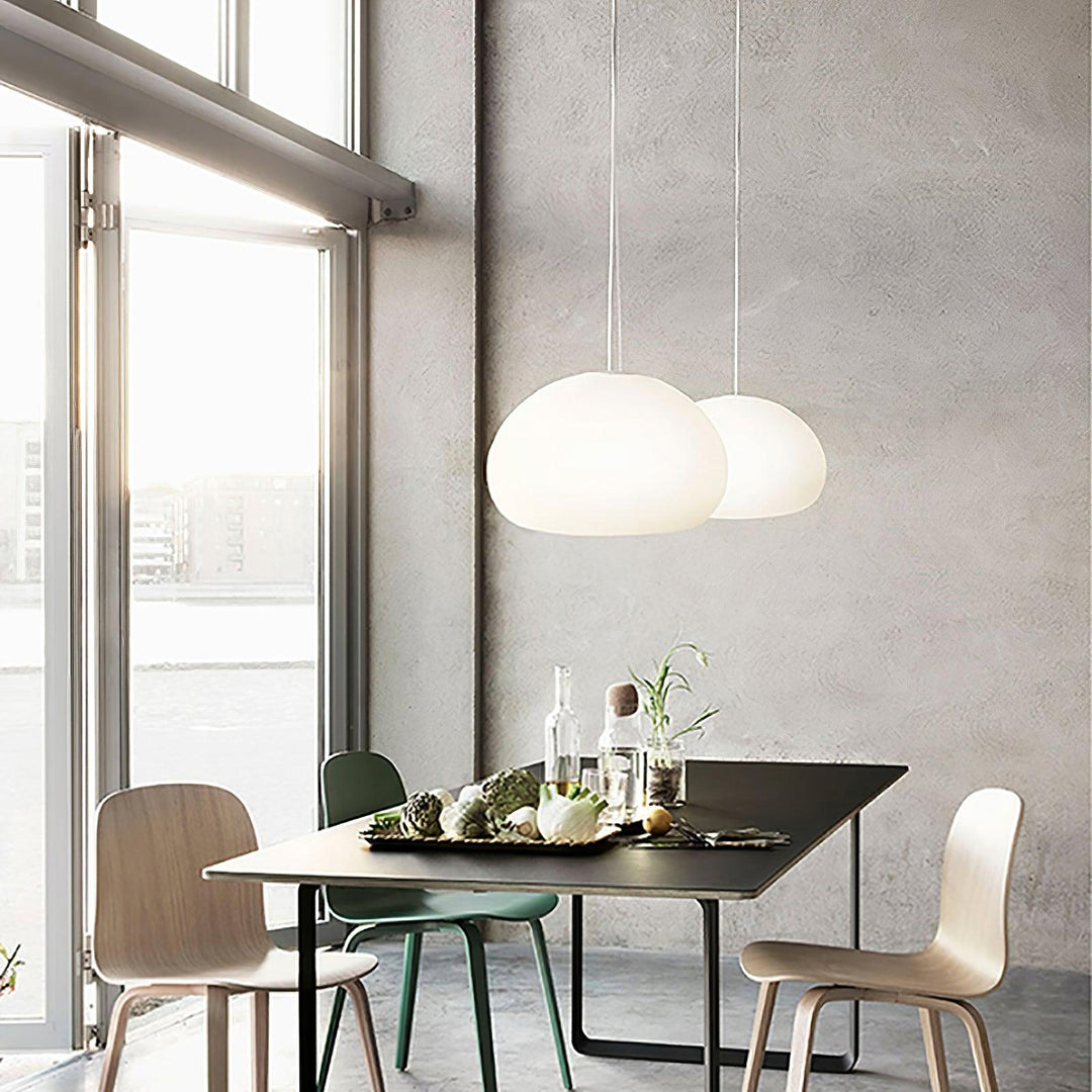 Bunelle: Lampada a sospensione in vetro e metallo a forma di panino – per ambienti accoglienti