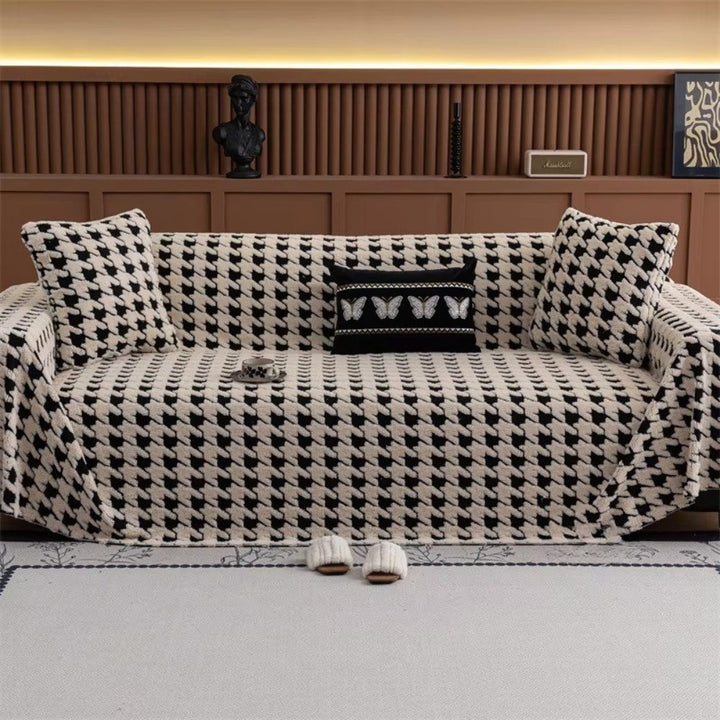 CavalliLoom: Copridivano elegante in microfibra con design a pied de poule e funzione protettiva – per divano e area living