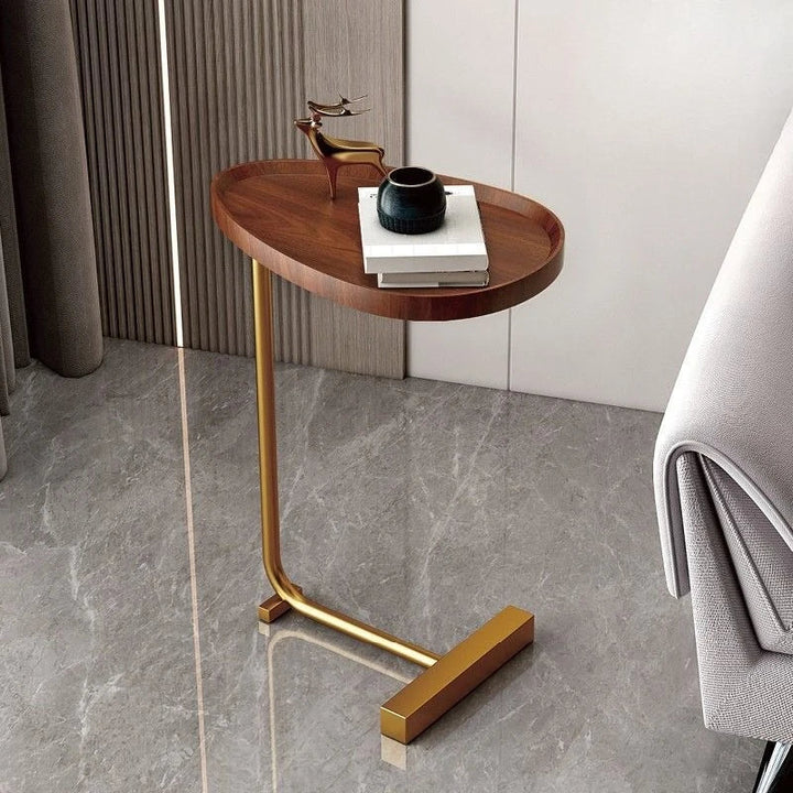 CaviraSchlau: Tavolino da salotto a forma di C con dimensioni compatte e utilizzo flessibile – per divano e letto