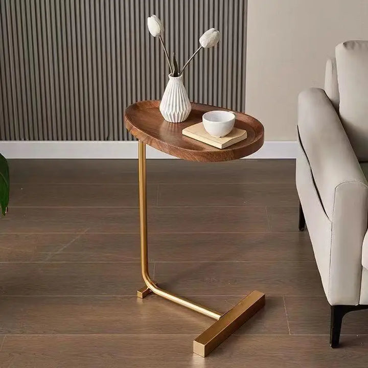 CaviraSchlau: Tavolino da salotto a forma di C con dimensioni compatte e utilizzo flessibile – per divano e letto