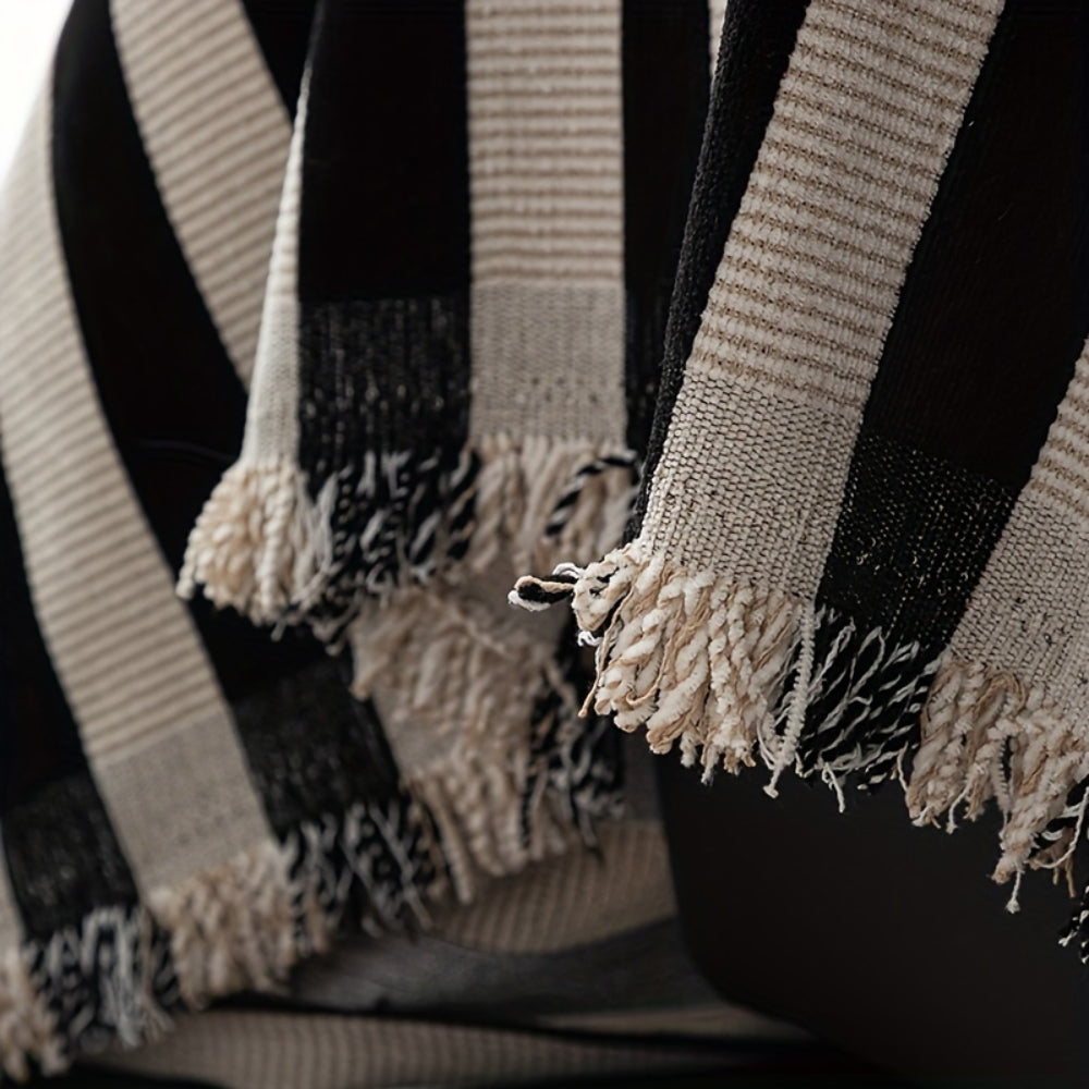 ChenilleStil: Rivestimento per divano in moderno design a righe in bianco e nero per un comfort accogliente – per divano e area living