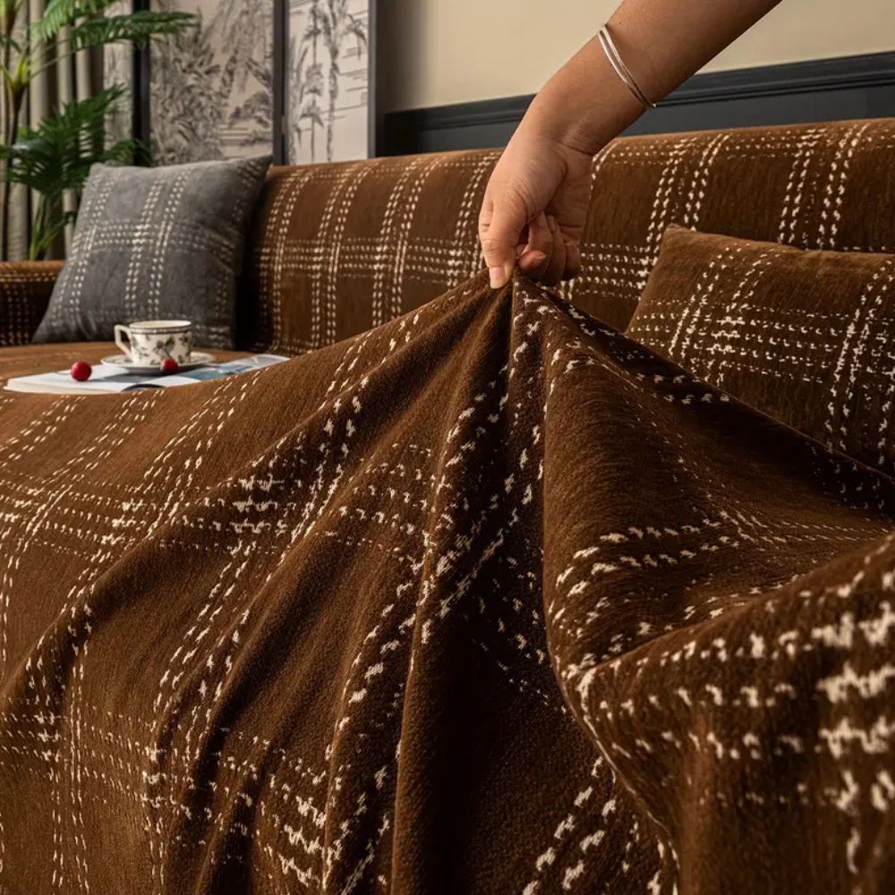 ChesterFeld: Copridivano in design a quadri in chenille con frange – per soggiorno e divano