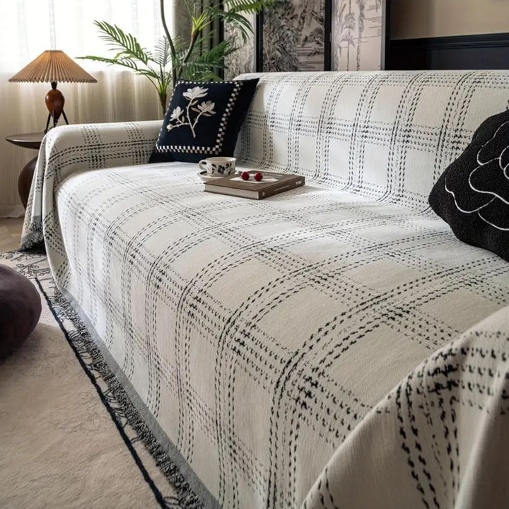 ChesterFeld: Copridivano in design a quadri in chenille con frange – per soggiorno e divano
