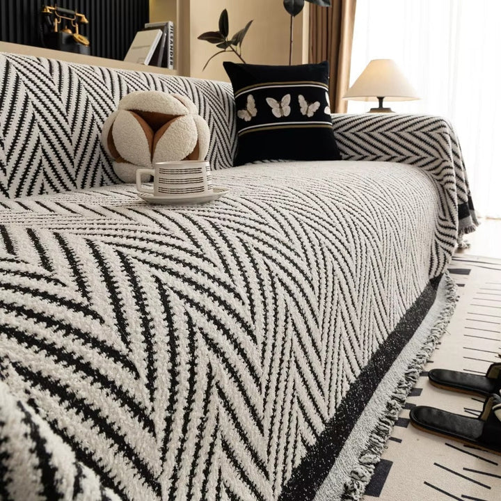 ChevronHaus: Copridivano in design a zigzag con frange decorative – per soggiorno e divano