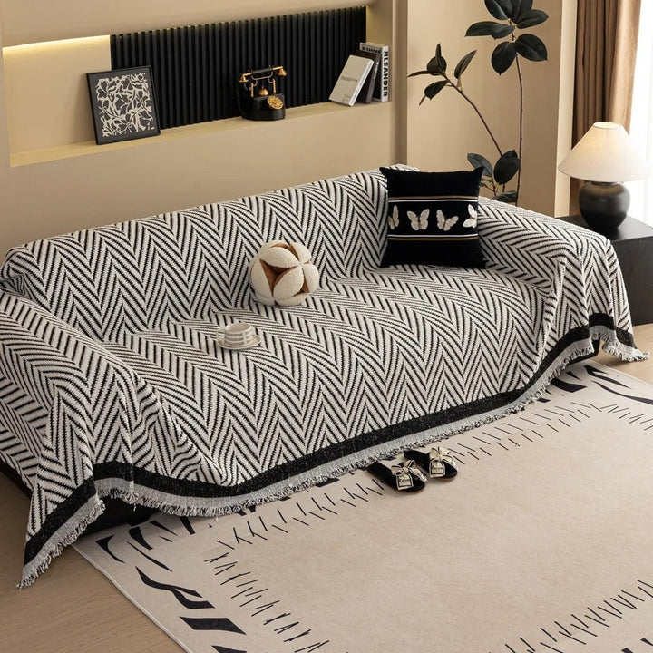 ChevronHaus: Copridivano in design a zigzag con frange decorative – per soggiorno e divano