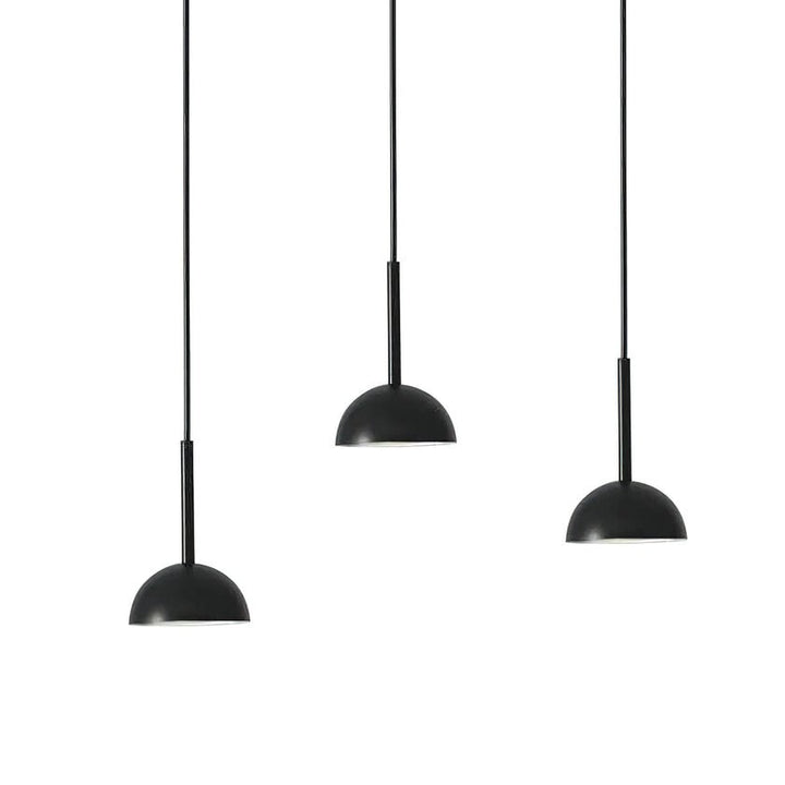 Cupolina: Lampada a sospensione con involucro in metallo geometrico e LED integrato – per cucina e ingresso