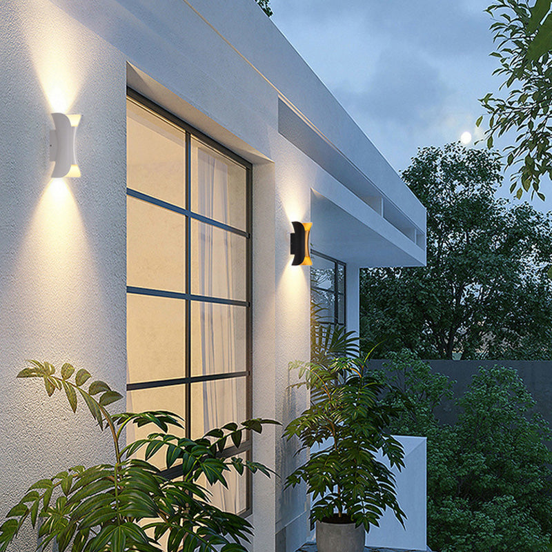 Curvion: Applique LED curva per esterni – Lampada da parete resistente alle intemperie per giardino e terrazza