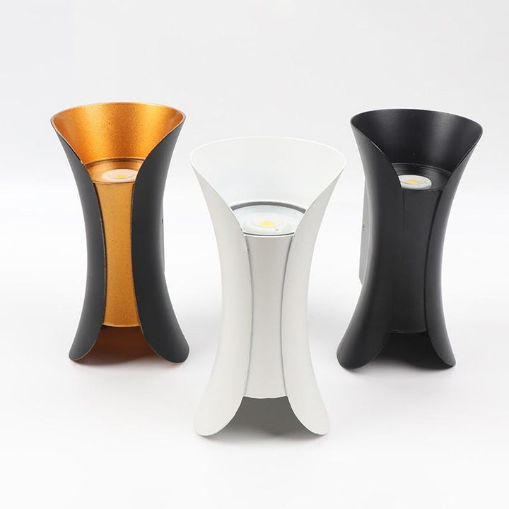 Curvion: Applique LED curva per esterni – Lampada da parete resistente alle intemperie per giardino e terrazza