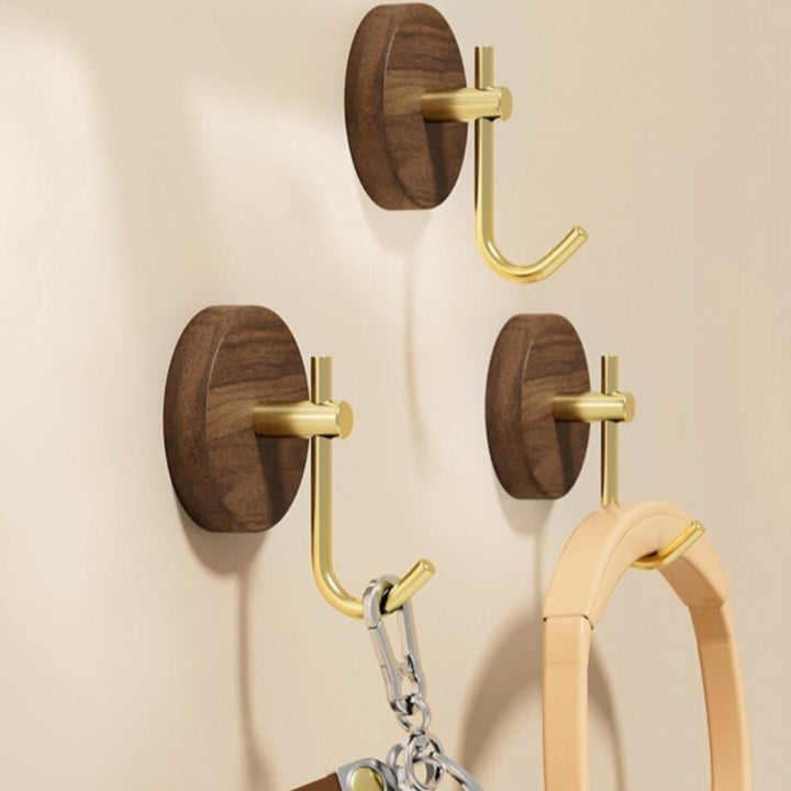 DesignPur: Gancio da parete in legno – autoadesivo, elegante e compatto per spazi abitativi moderni