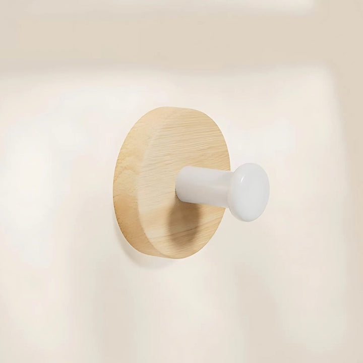 DesignPur: Gancio da parete in legno – autoadesivo, elegante e compatto per spazi abitativi moderni