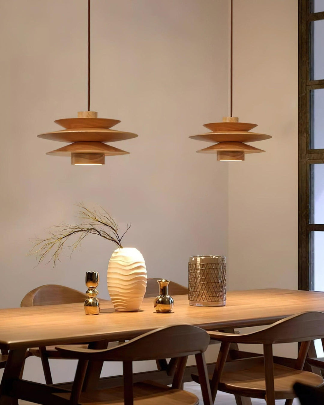 DesignWirbel: Lampada a sospensione in legno – elegante forma a gradini con luce calda, decorativa per lounge e camera da letto