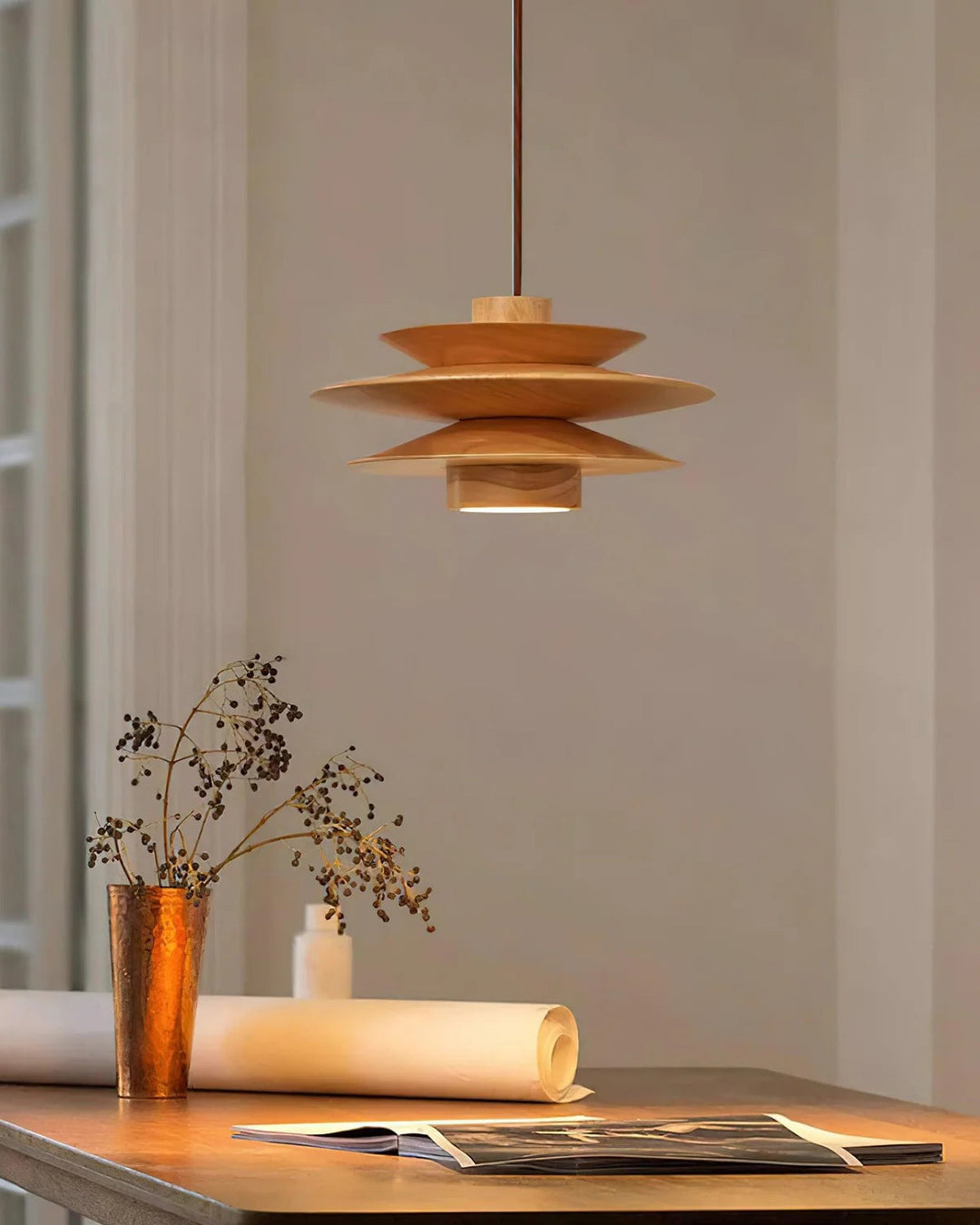 DesignWirbel: Lampada a sospensione in legno – elegante forma a gradini con luce calda, decorativa per lounge e camera da letto