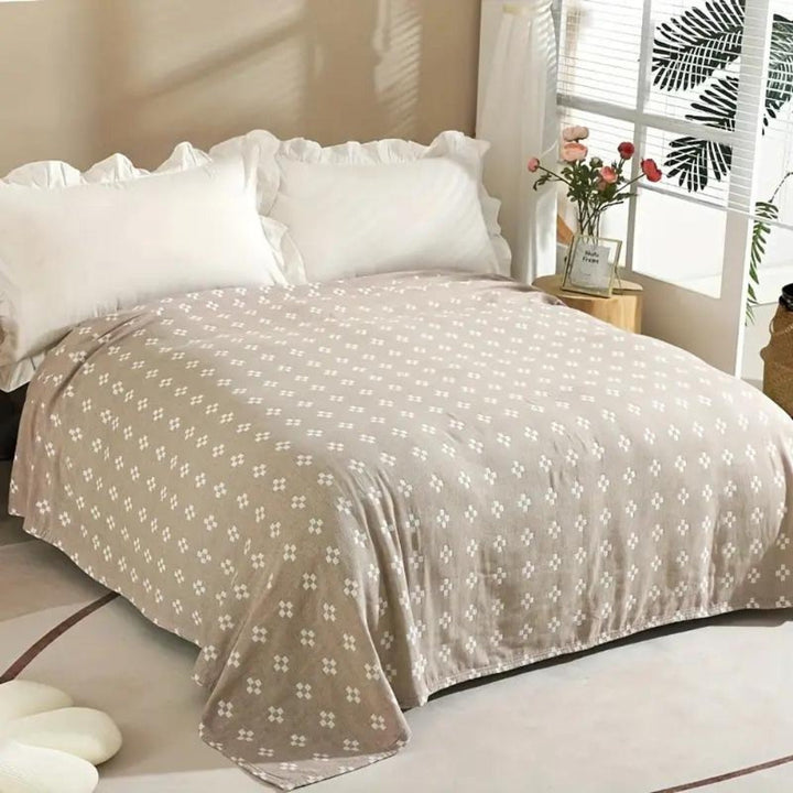 Diamantwebstuhl: Coperta in cotone traspirante con motivo geometrico e texture leggera – per divano e camera da letto
