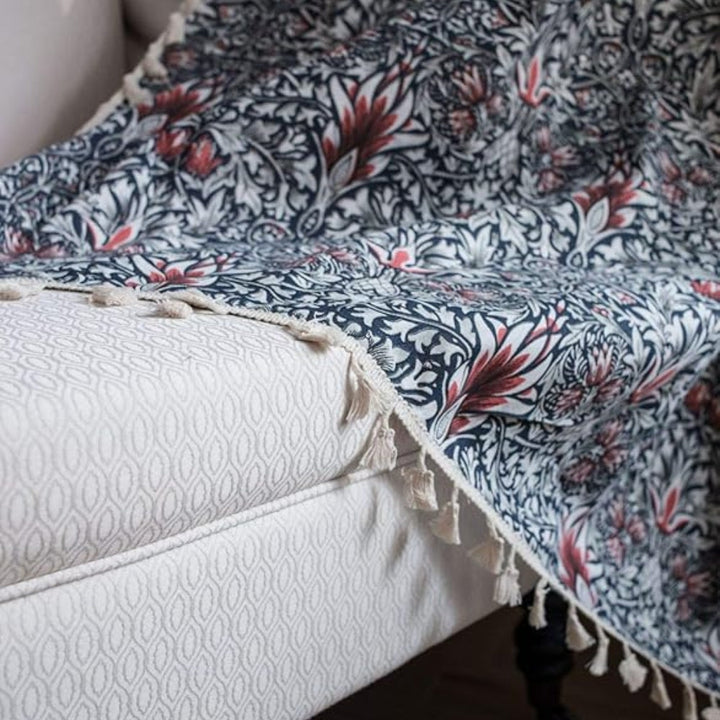 Foglio di ebano: tenda con arazzo floreale e frange – oscurante parziale e decorativa per il soggiorno