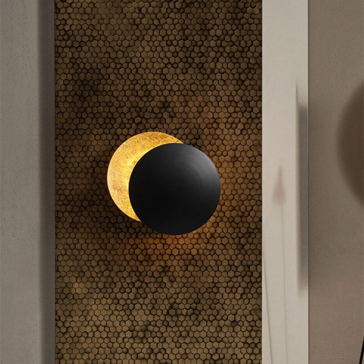 EclipseGlow: Lampada da parete LED Effetto Sole – Lampada decorativa per soggiorno e camera da letto