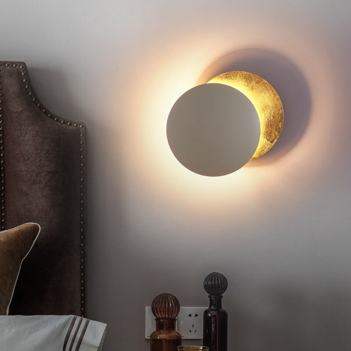 EclipseGlow: Lampada da parete LED Effetto Sole – Lampada decorativa per soggiorno e camera da letto