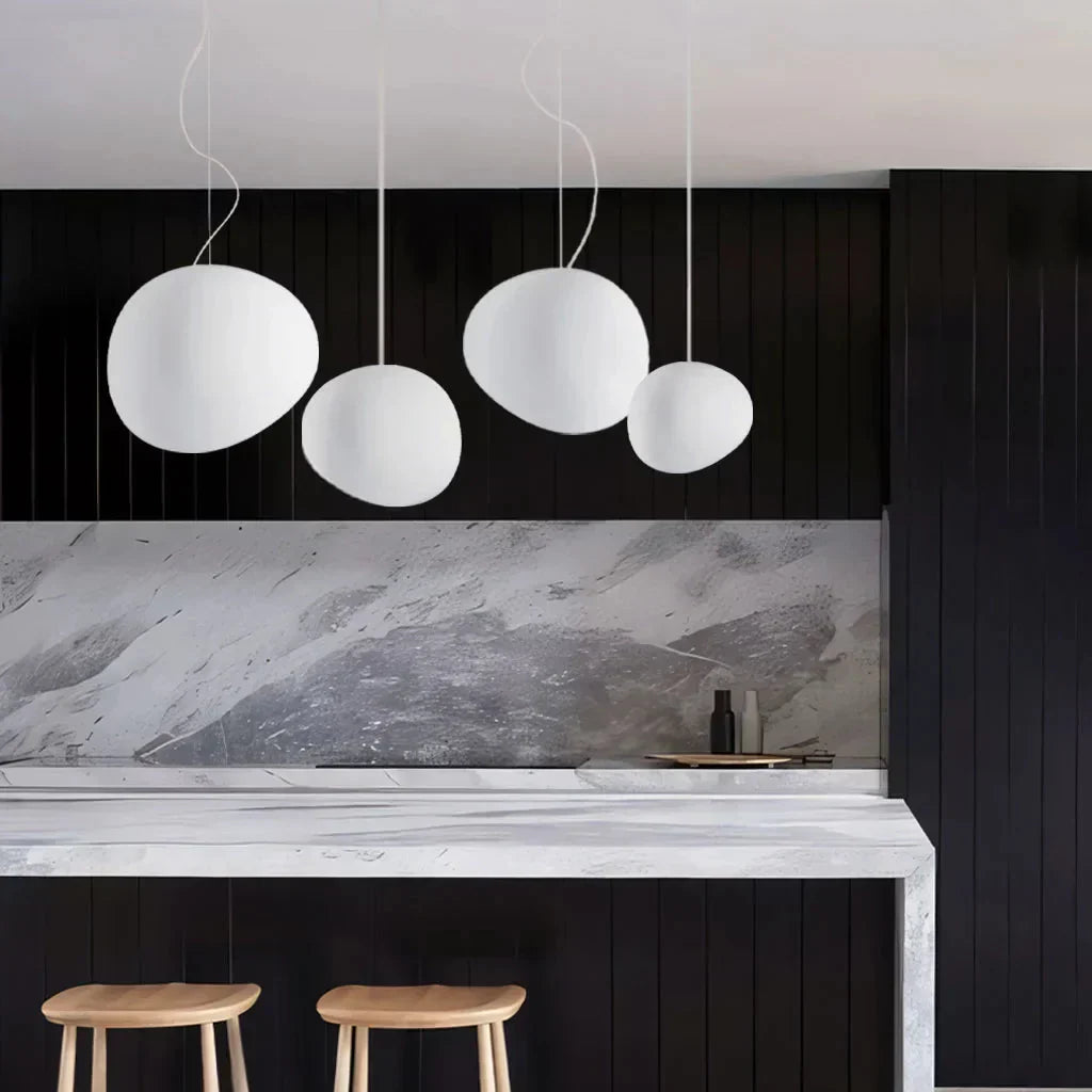 EdelSchein: Lampada a sospensione in pietra bianca – Design in vetro opalino per sala da pranzo e soggiorno