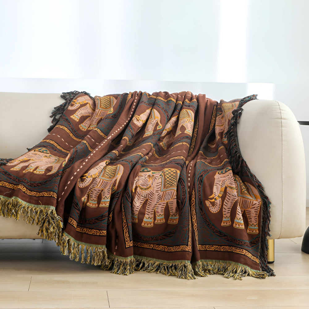 ElefantHaus: Coperta estiva in cotone con design Boho, motivo elefante e frange decorative – per divano e camera da letto
