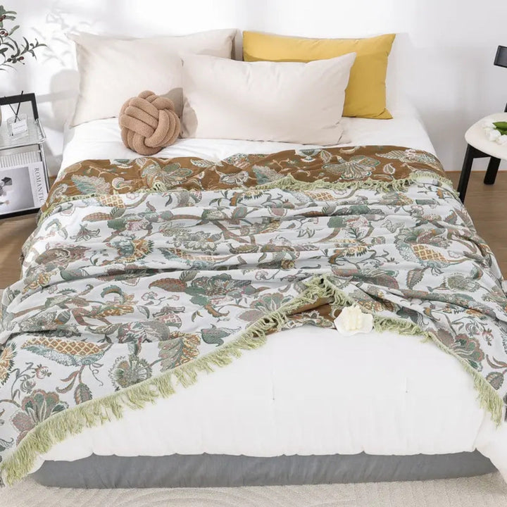 EleganzFaden: Coperte in cotone con struttura jacquard floreale e design decorativo con frange – per divano e letto