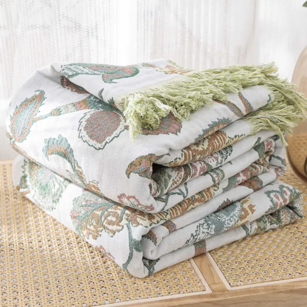 EleganzFaden: Coperte in cotone con struttura jacquard floreale e design decorativo con frange – per divano e letto