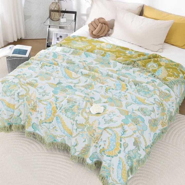 EleganzFaden: Coperte in cotone con struttura jacquard floreale e design decorativo con frange – per divano e letto