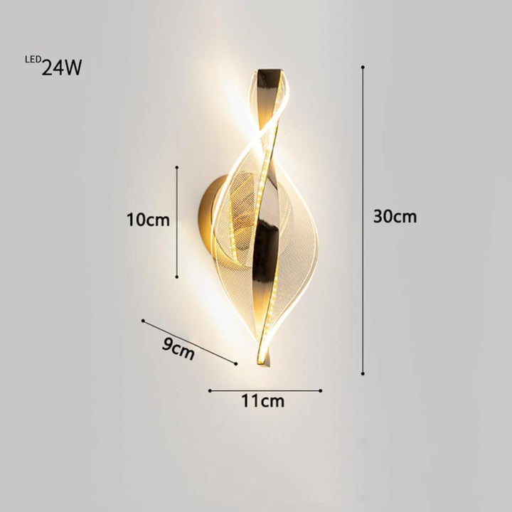 Elysian: Applique LED in acrilico con design nuvoloso dorato e luce bianca calda – per soggiorno e corridoio