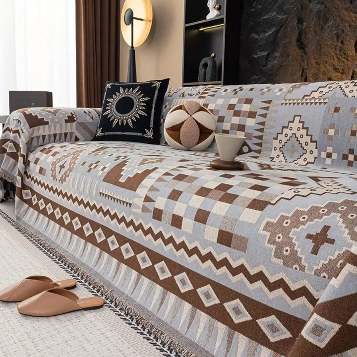 EthnoNest: Rivestimento per divano in stile nomade realizzato in pregiato chenille con un elaborato motivo Boho – per divano e area living