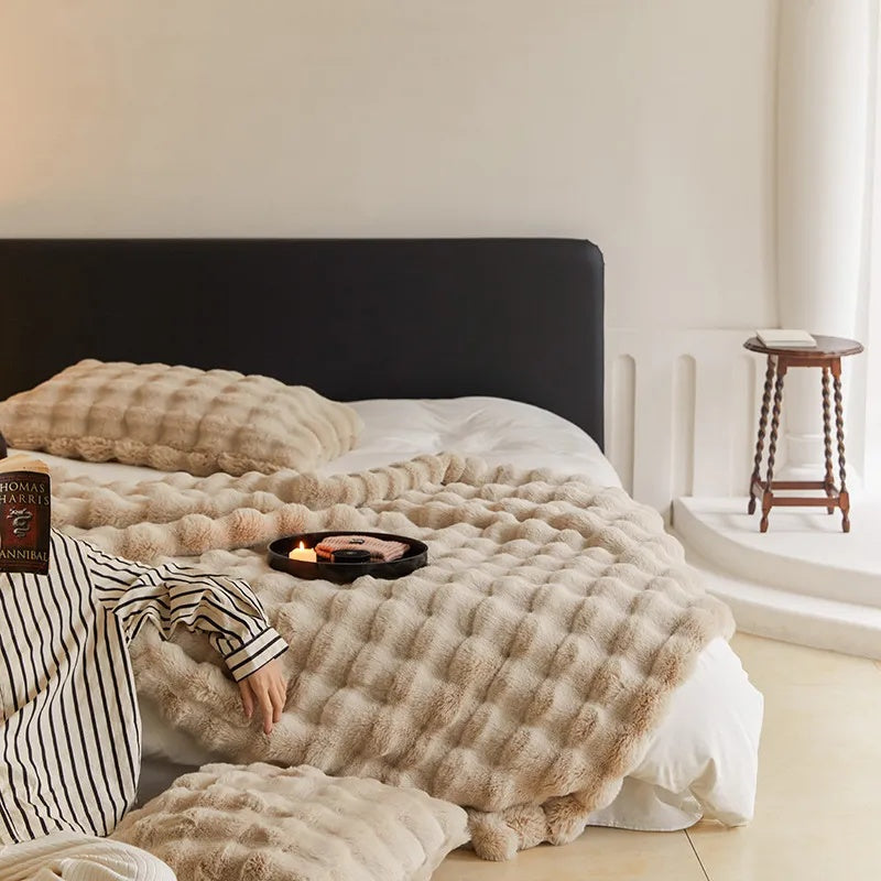 FauxHare: Morbida coperta in pelliccia sintetica – Coperta decorativa in pelliccia morbida per divano e letto
