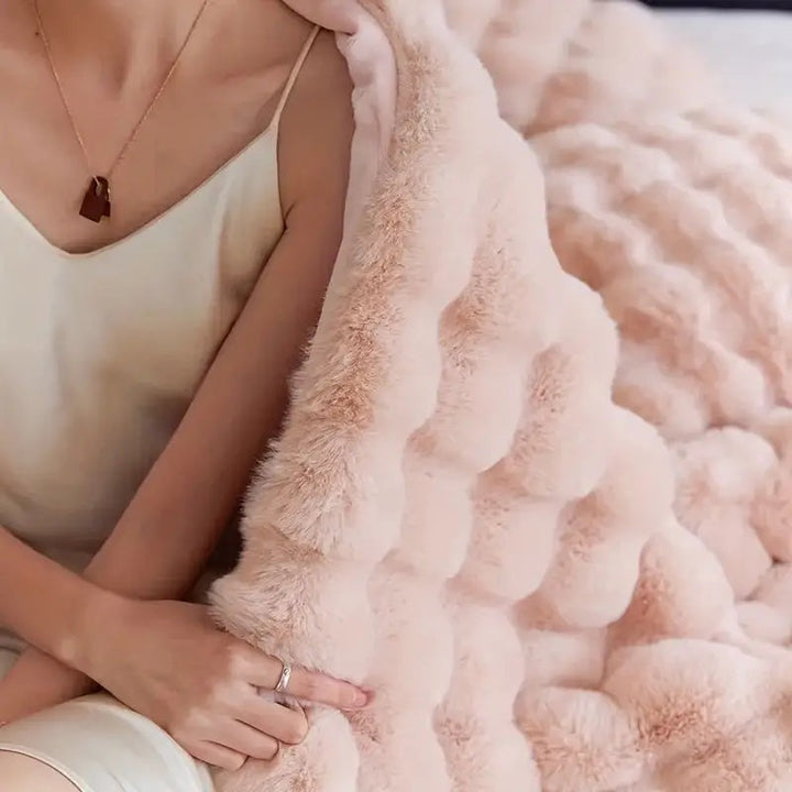 FauxHare: Morbida coperta in pelliccia sintetica – Coperta decorativa in pelliccia morbida per divano e letto