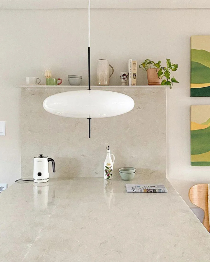 FinsternisLicht: Lampada a sospensione in vetro – elegante lampada con silhouette sospesa, lussuosa per camera da letto e ufficio