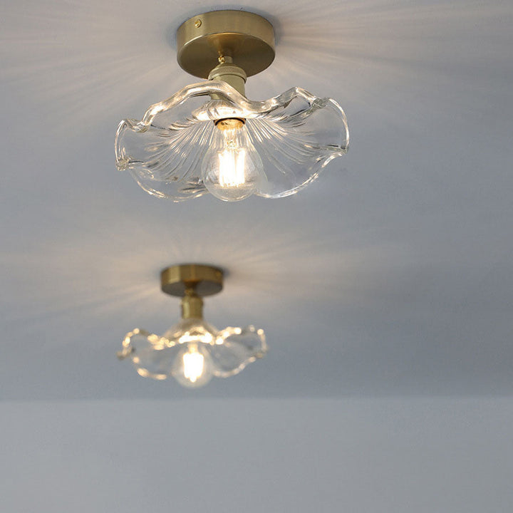 FioriLux: Lampada da soffitto in vetro a forma di fiore – Luce LED elegante per soggiorno e camera da letto