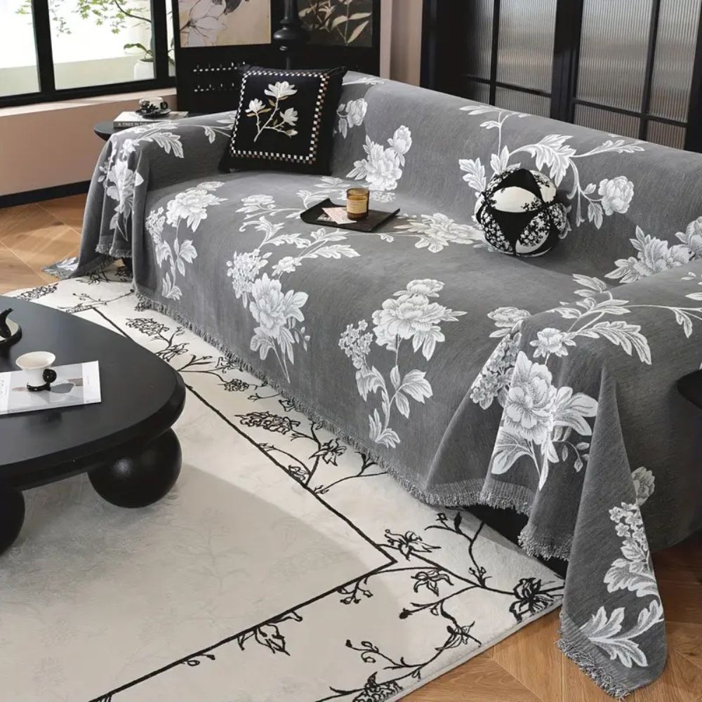 FleurÉternel: Fodera per divano in jacquard con motivo floreale in chenille traspirante con frange decorative – per divano e soggiorno