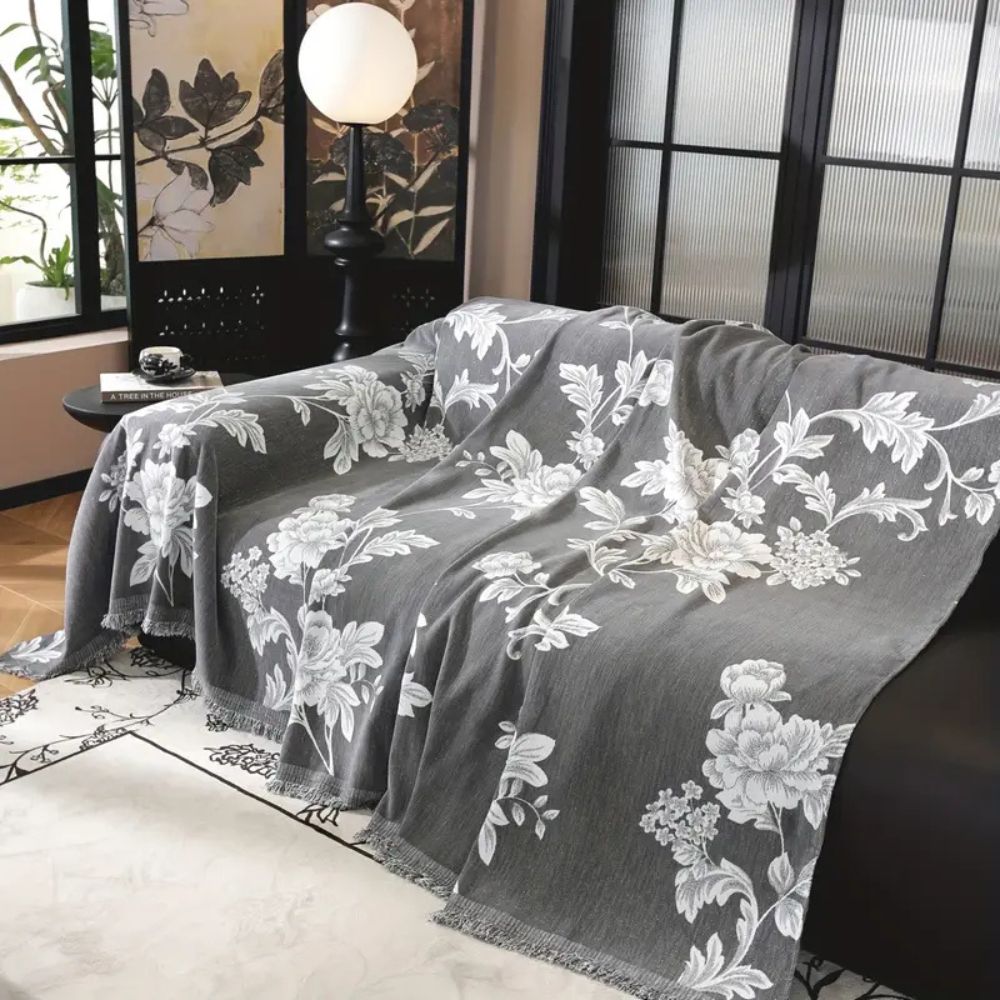 FleurÉternel: Fodera per divano in jacquard con motivo floreale in chenille traspirante con frange decorative – per divano e soggiorno