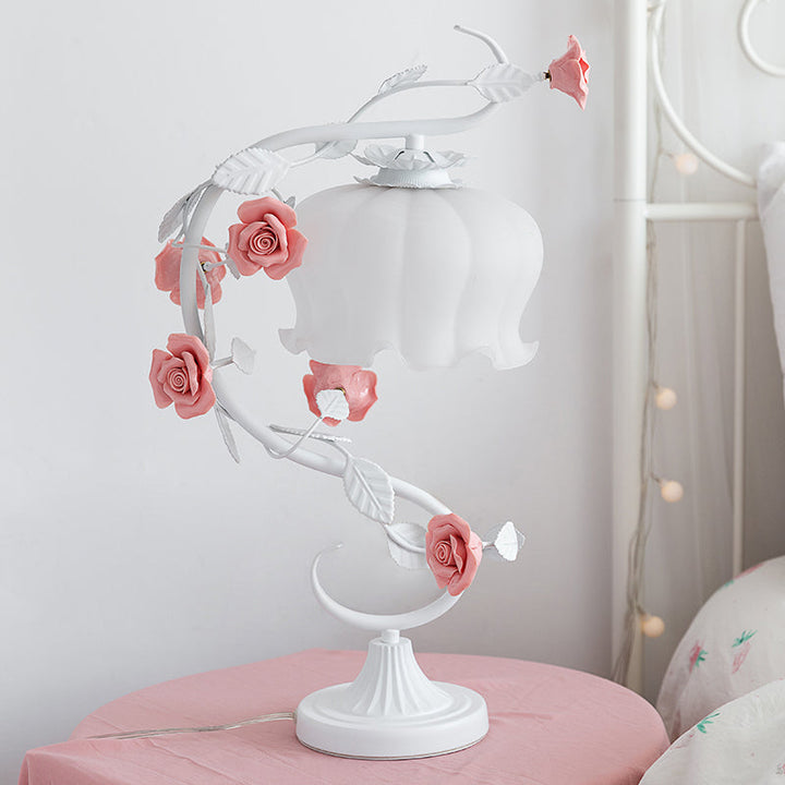 Fleuréa: Lampada romantica a rose sotto vetro – Elegante lampada decorativa per camera da letto e soggiorno