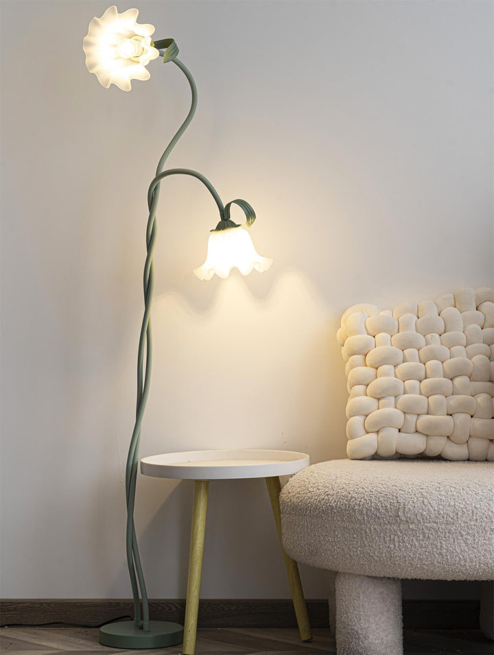 FlorAura: Elegante lampada da terra a forma di calla – Lampada da terra decorativa a LED