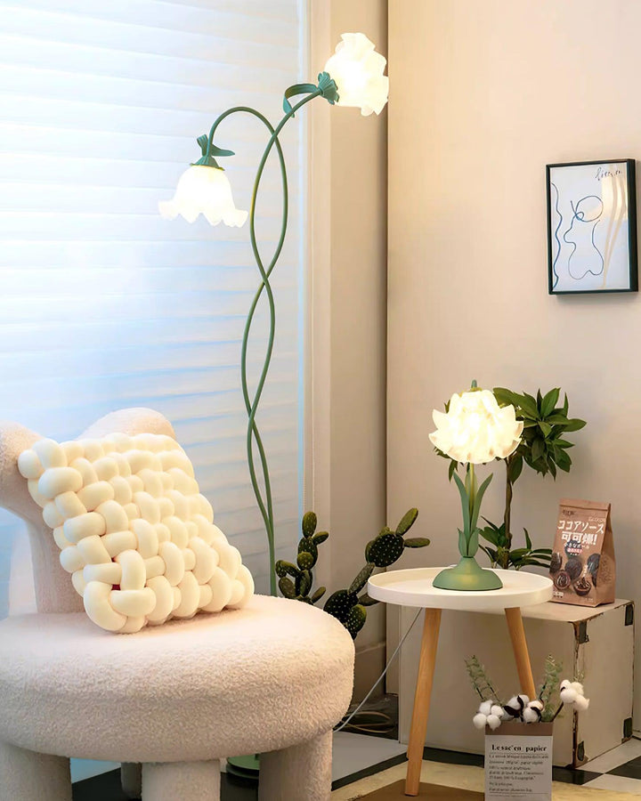 FlorAura: Elegante lampada da terra a forma di calla – Lampada da terra decorativa a LED