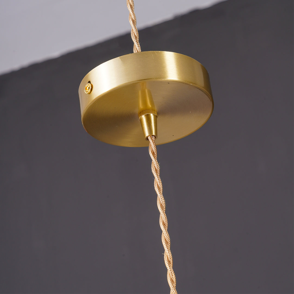 FloraGlanz: Lampada a sospensione LED Hibiscus in design floreale moderno