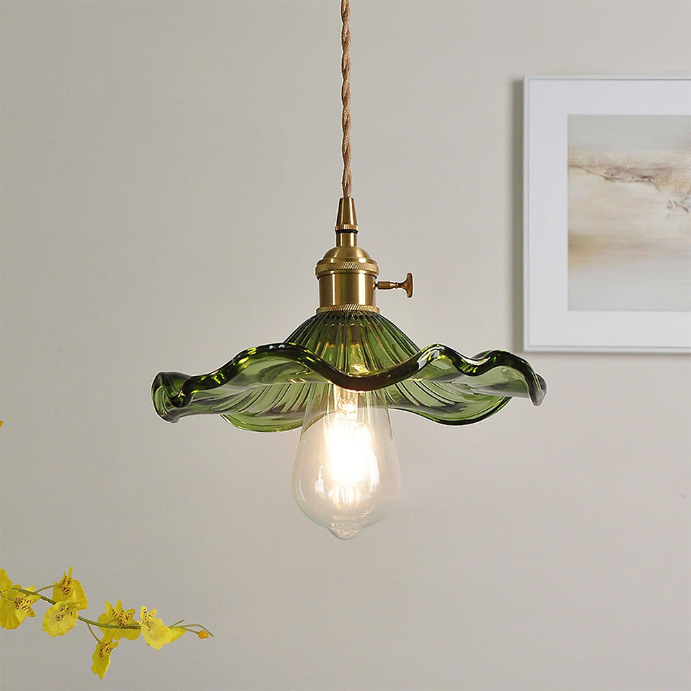 FloraGlanz: Lampada a sospensione LED Hibiscus in design floreale moderno