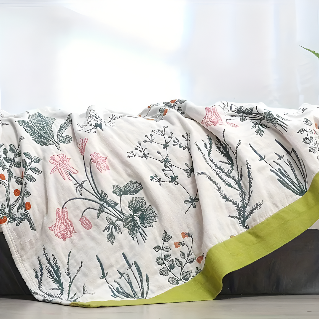 FloraHaus: Leggera coperta estiva in cotone con motivo floreale e struttura traspirante – per letto e divano