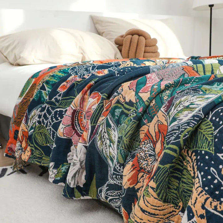 FloraSoleil: Coperte in cotone con motivo floreale tropicale, tessitura Jacquard e struttura reversibile – per divano e camera da letto
