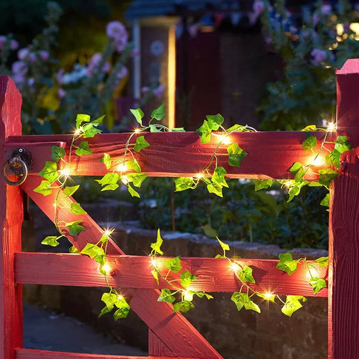Floravine: Catena luminosa con fiori e foglie – Decorazione romantica per Natale e matrimoni