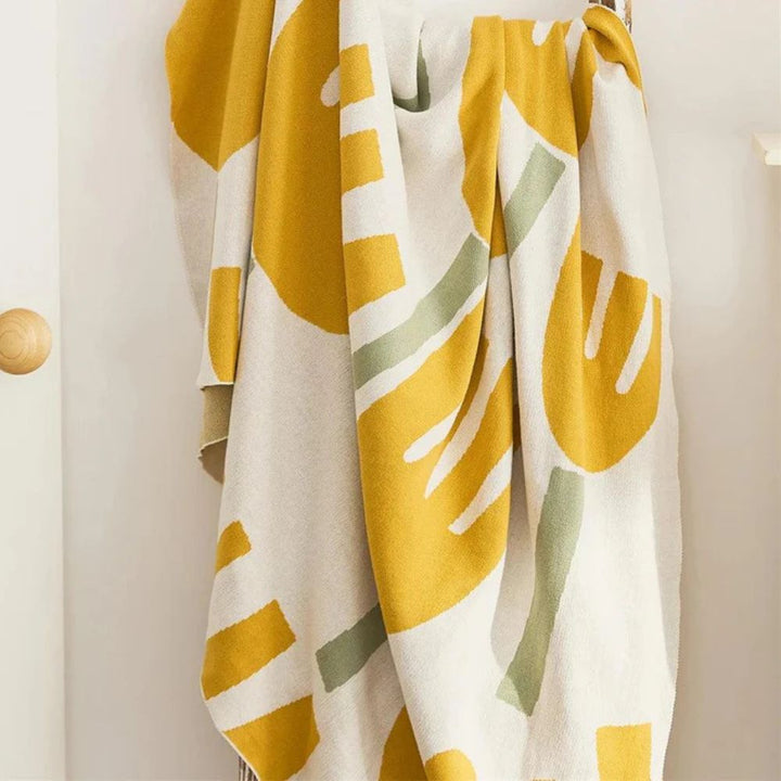 FrühlingsBlüte: Coperte in cotone con motivo floreale e qualità traspirante – per soggiorno e letto